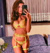 adixia-romaniello-ultra-sexy-en-lingerie-sur-instagram-1.png